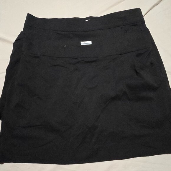 Columbia Sportswear Company Pants - Pair of Columbia Skorts